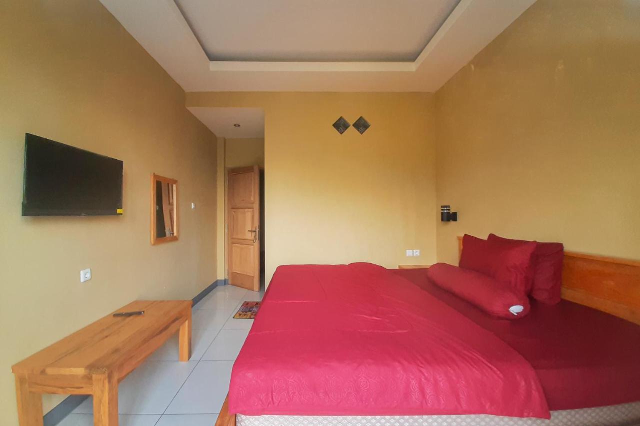 Delvia Bromo Homestay Mitra Reddoorz Pasuruan Εξωτερικό φωτογραφία